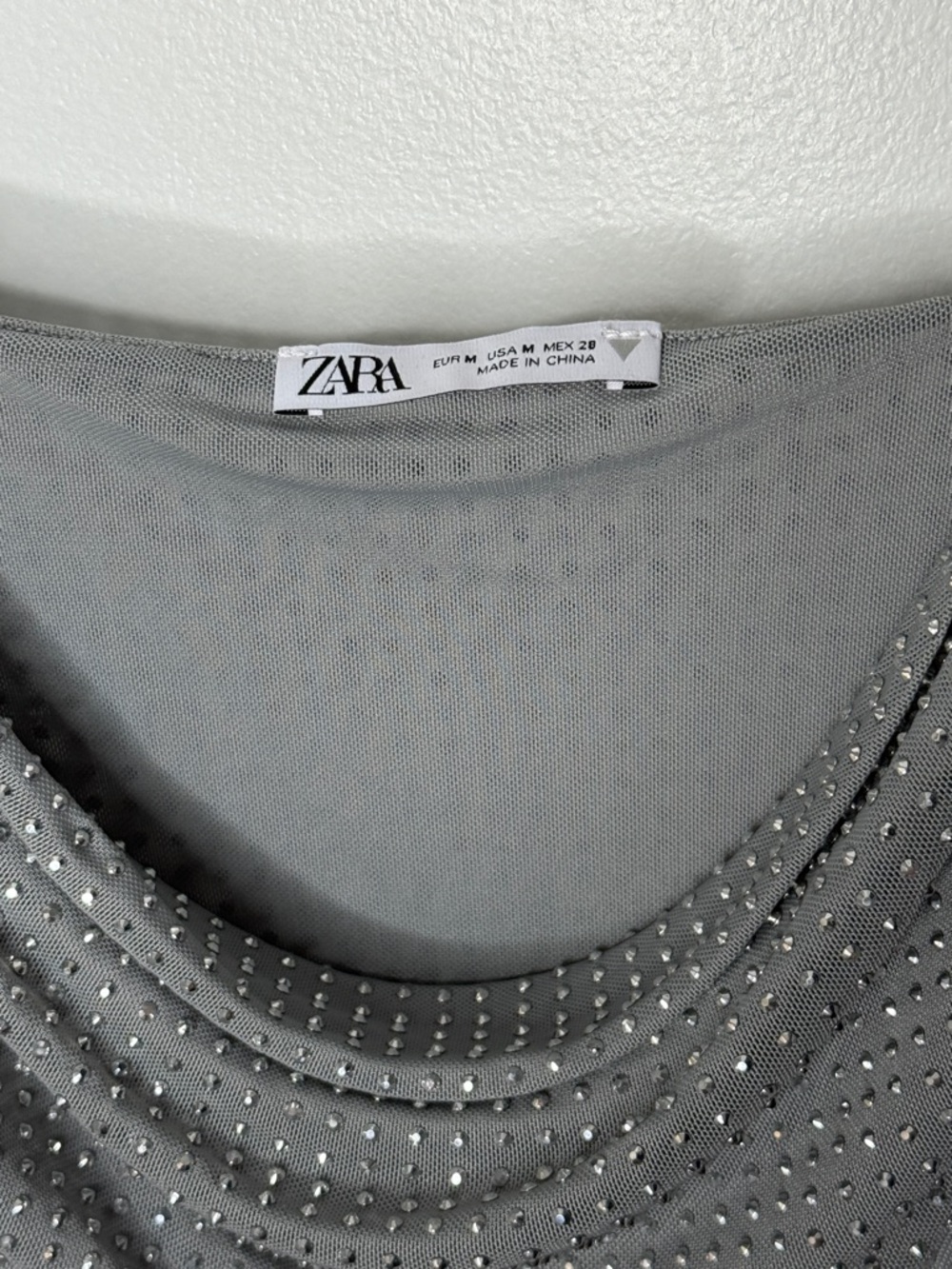 Zara Sz M Silver Gray Elegant Bedazzled Sparkle Cropped Cami Lightweight | EUC